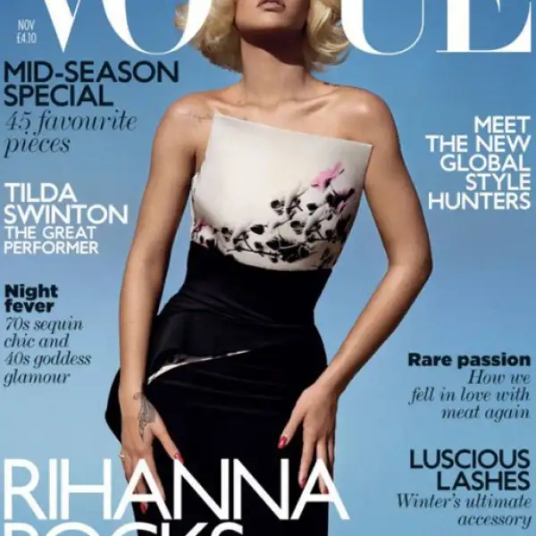 Rihanna en su versión rubia para Vogue.
