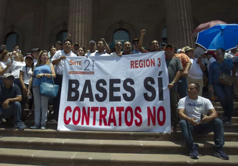 SEP presume aumento en basificación de docentes