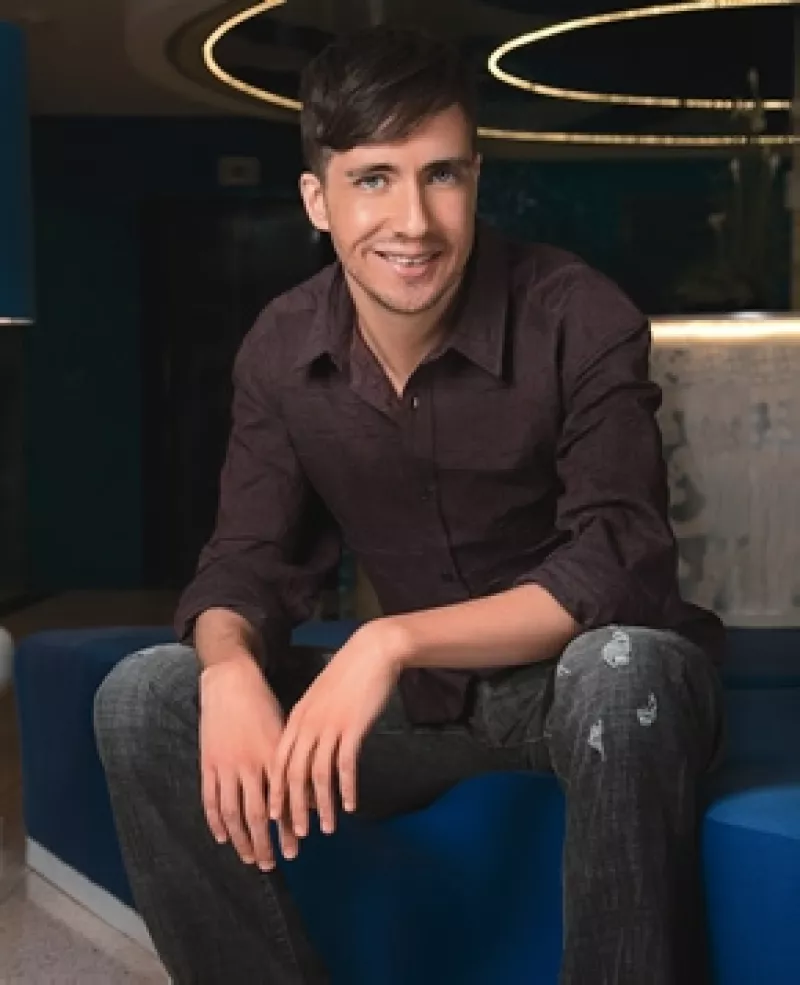 El cantante decidió dar un giro y cambió de género musical y de grupo pues creó la banda Numo, con la que se presentaba en bares. Además disfrutó su paternidad y vivió un divorcio.