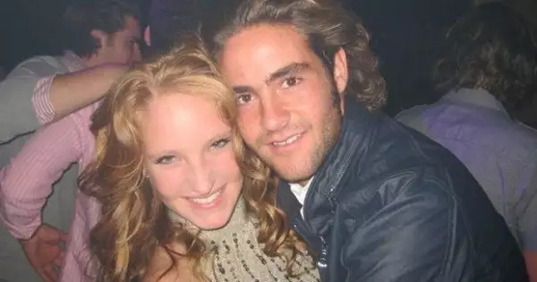 De cariño Manuel la llama "pollo" y ella le dice "conejo"