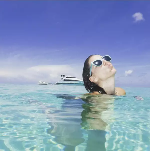 Las Bahamas es el lugar que la conductora y su esposo Martín fuentes eligieron para vacacionar con sus hijas.