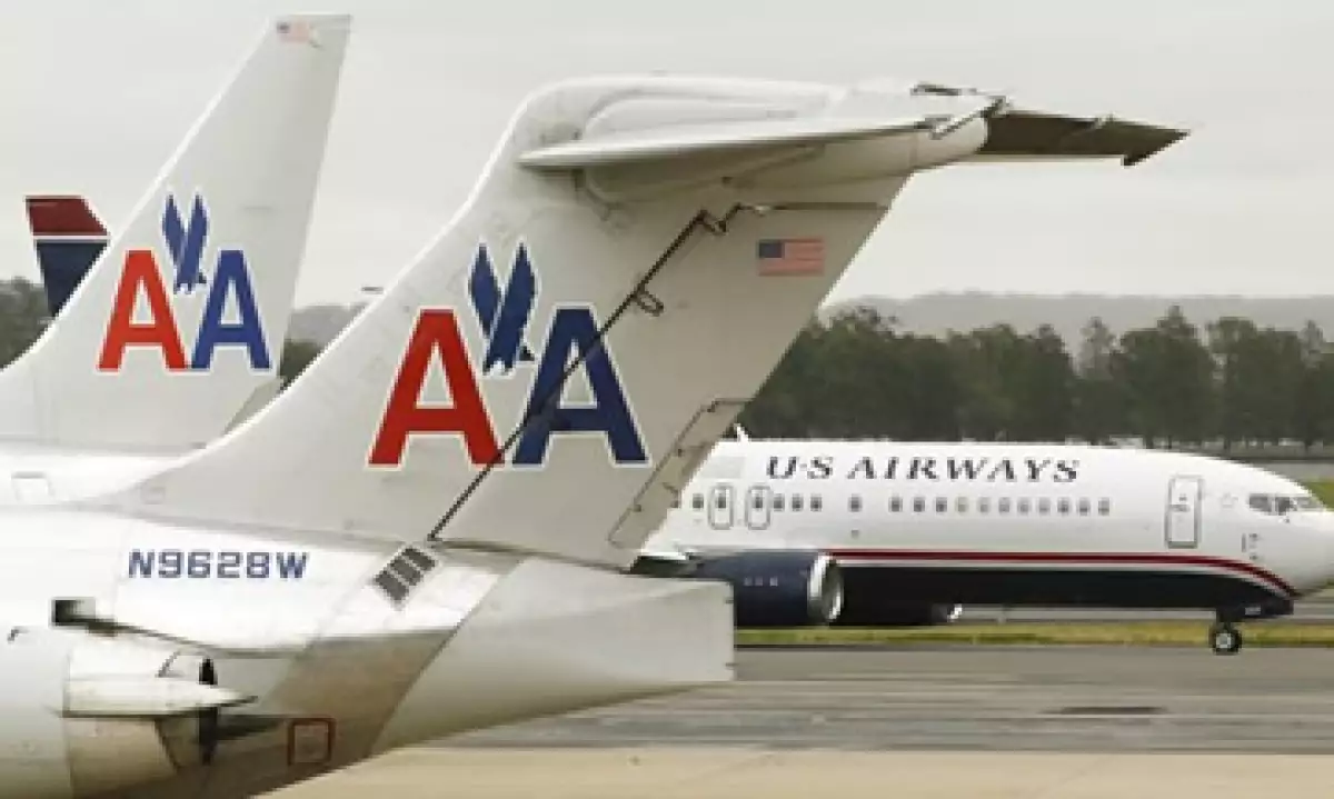 Mientras American Airlines decora sus aviones Boeing, estas aeronaves enfrentas problemas de seguridad. (Foto: Getty Images)