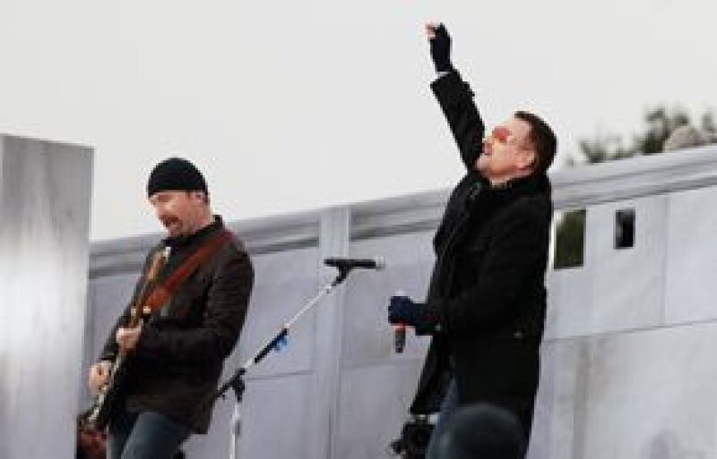 El nuevo material se llamará Songs of Ascent y será más meloso que el actual álbum, aseguró Bono.