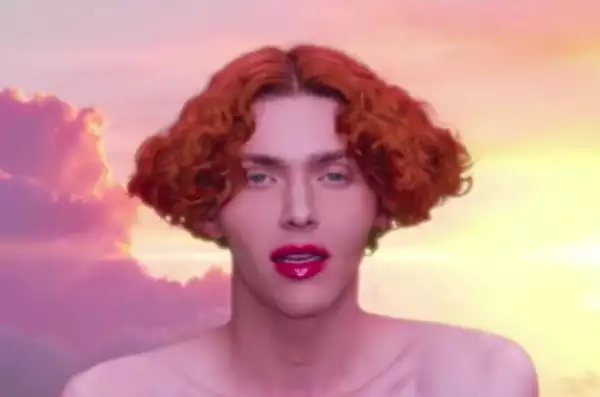 SOPHIE.