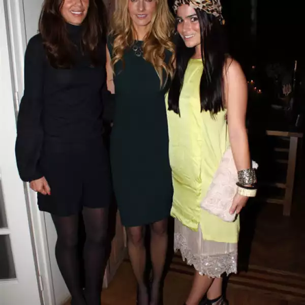 Lorena Flores,Marcela Cuevas y Victoria Alexander