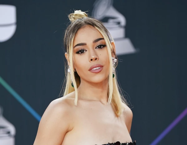 Alex Hoyer habla de su relación con Danna Paola The 22nd Annual Latin GRAMMY Awards - Arrivals