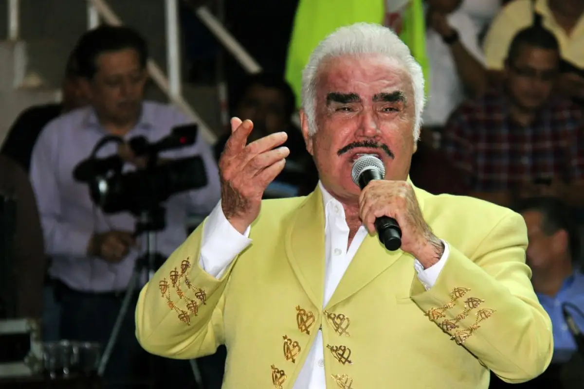 Vicente Fernandez Picture File