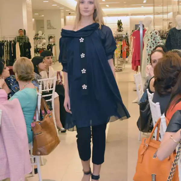 Lanzamiento Amelia Toro en Saks