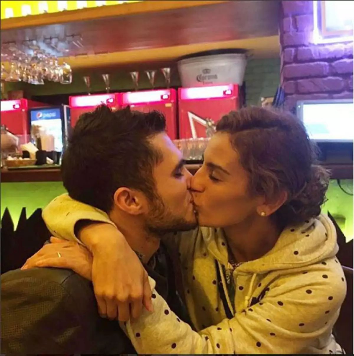 Con esta foto se confirmó el romance de los atletas mexicanos.