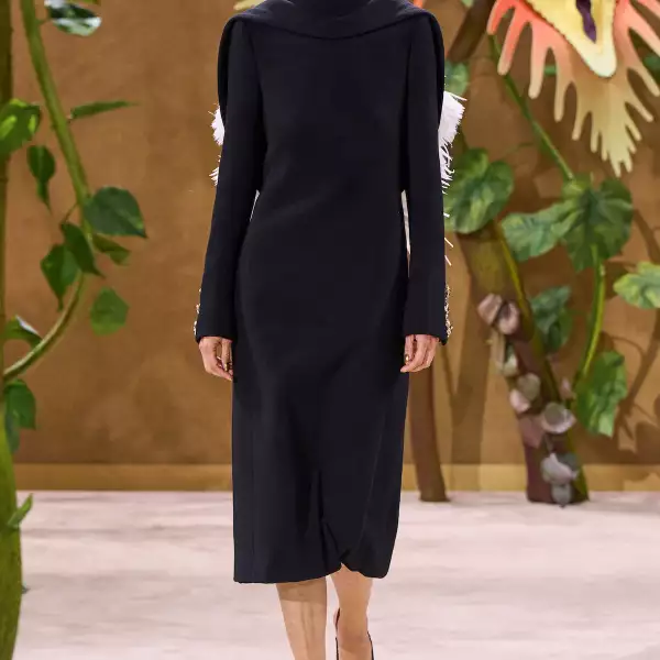 Chanel HC F26 051.jpg