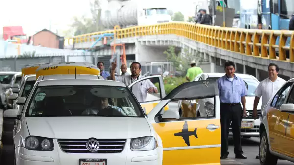 ricardo peralta taxis aplicación aeropuerto 