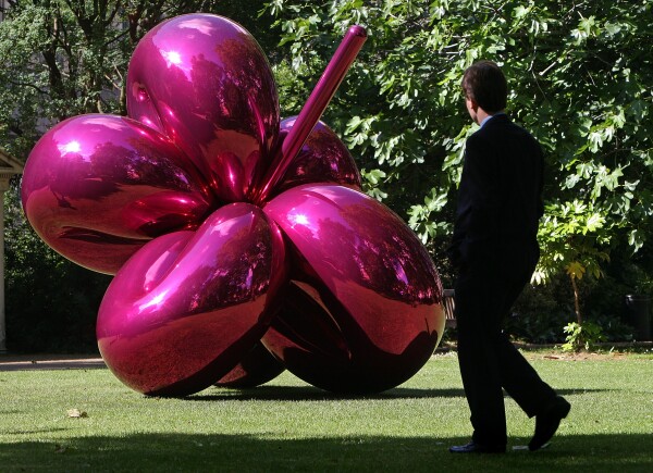 Jeff Koons Masterpiece Unveiled At St James Square