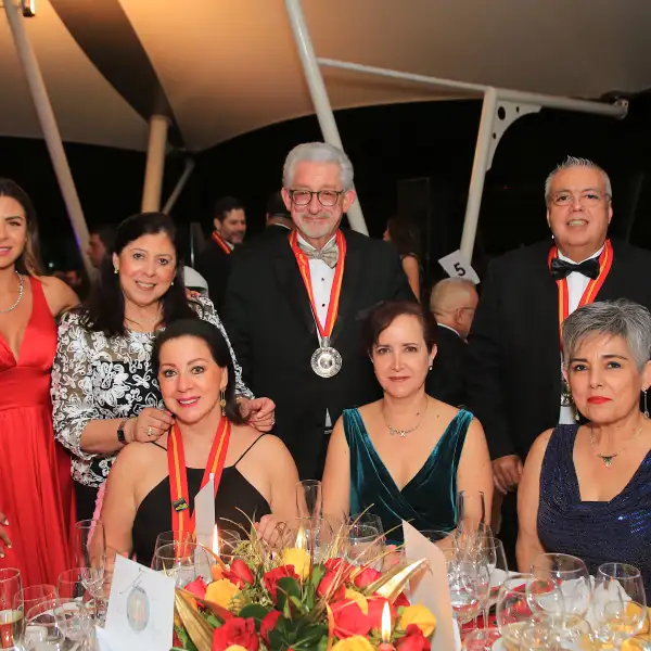 Andrea Molina,  Laura y Martha Siller, Ximena Gómez , Óscar V