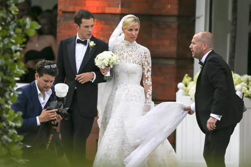 Antes de decir "Sí, acepto", la heredera dejó ver uno de los accesorios más íntimos de su outfit nupcial.