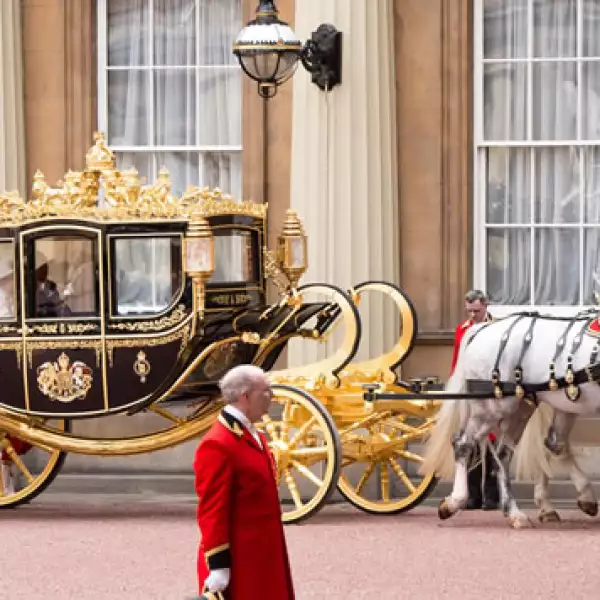 En este carruaje se trasladó la familia real inglesa con Enrique Peña Nieto y Angélica Rivera.