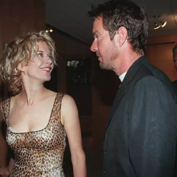 Meg Ryan y Dennis Quaid. Después de conocerse en el rodaje de `Innerspace´, se casaron en 1991 y tuvieron un hijo, Jack Henry. Sin embargo su matrimonio terminó debido a que la actriz le fue infiel con Russell Crowe. Se divorciaron en 2001.