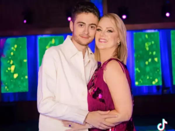 erika-buenfil-fiesta