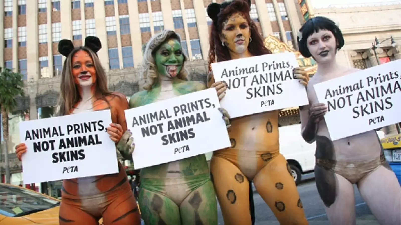 PETA, manifestaciones, campañas, pieles