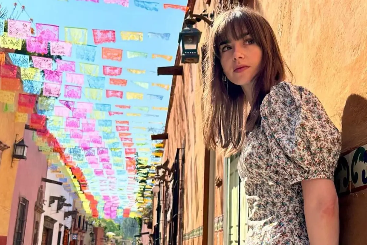 LILY-COLLINS.jpg