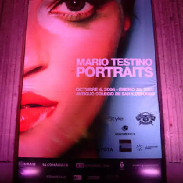 Aspectos. Inauguración de la exposición fotografica de Mario Testino