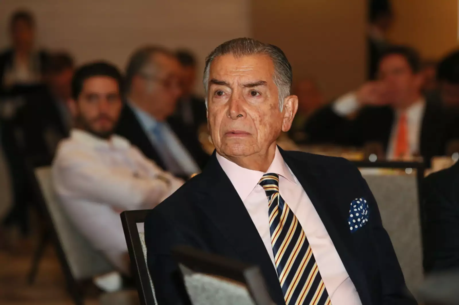 100 años de confiar