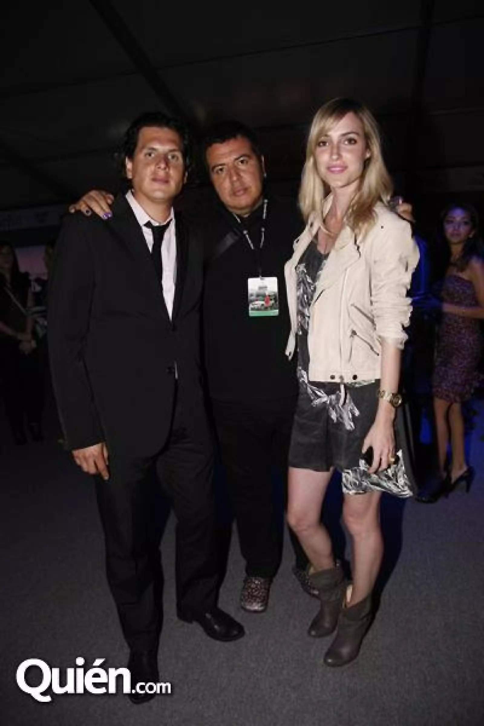 Mercedes Benz Jueves