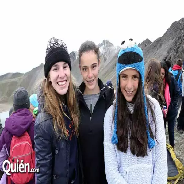 Daira Saenz,Uxia Vázquez,Marina Urdapilleta