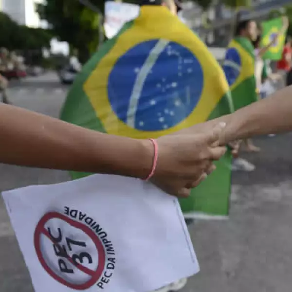 Nuevas protestas civiles se produjeron este 22 de junio en decenas de ciudades brasileñas en el marco de la Copa Confederaciones de futbol.