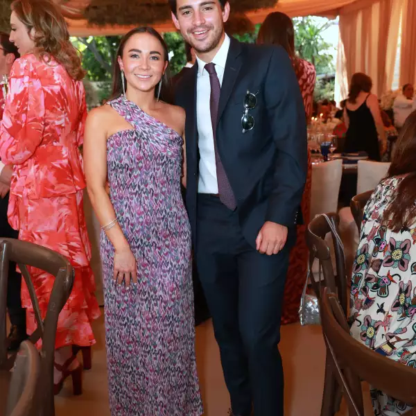 Andrea Cobar y Bernardo Reyes 