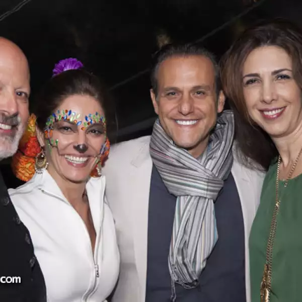 Andrew Fisher y Sandra Chollet con Roy y Sally Azar