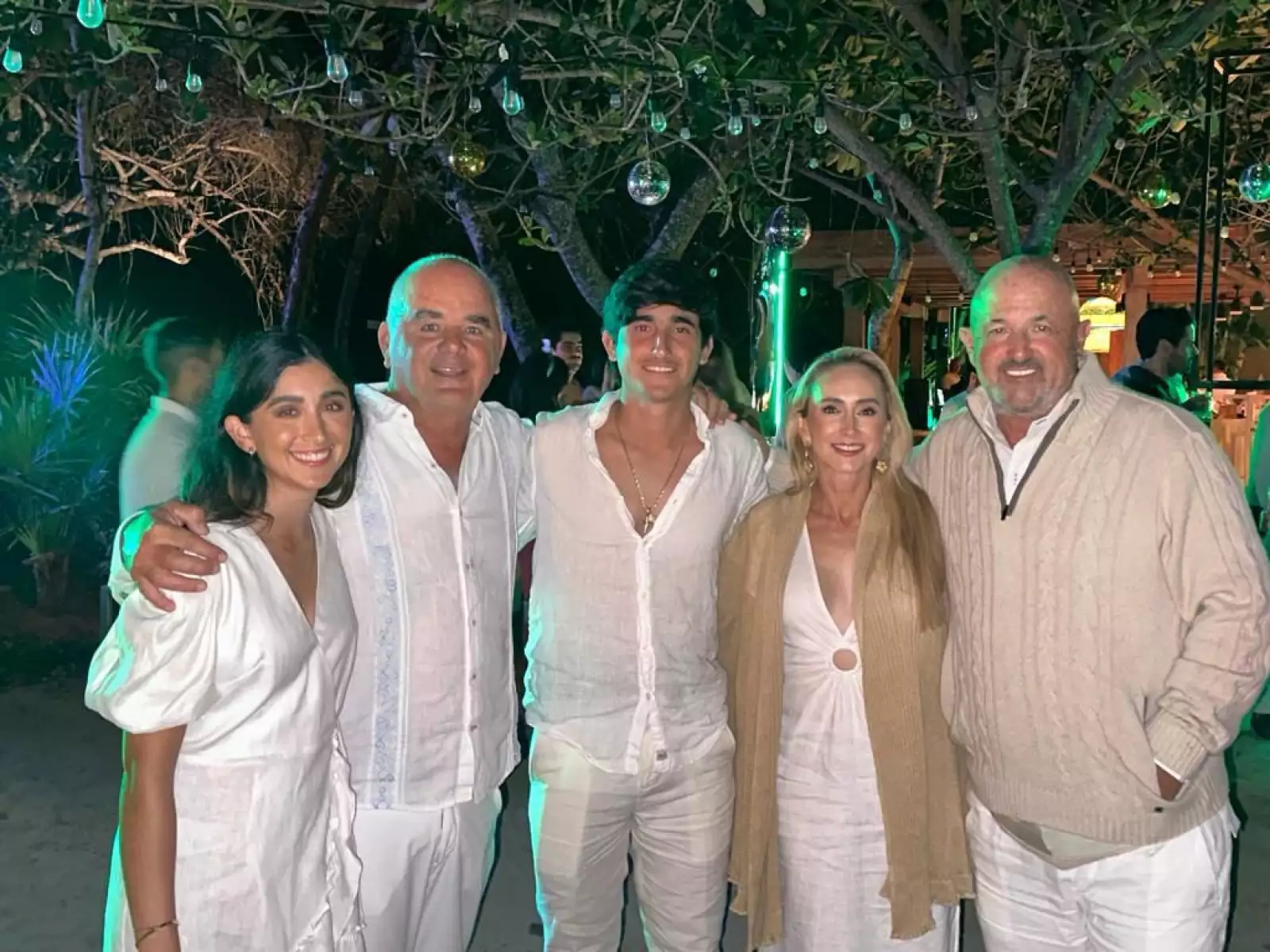 Familia Fierro.jpg