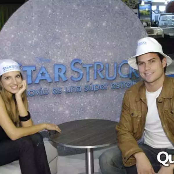 Premier STARSTRUCK: MI NOVIO ES UNA SÚPER ESTRELLA