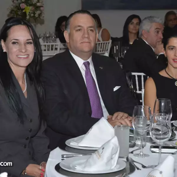 Isabel Sánchez Olguín,Erubiel Ávila,Miguel,Adriana Borja
