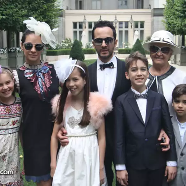 Cassandra Flores Madrazo, Paulina, Anyk, Óscar, Axel y Gabriela Madrazo y Nicolás Flores Madrazo