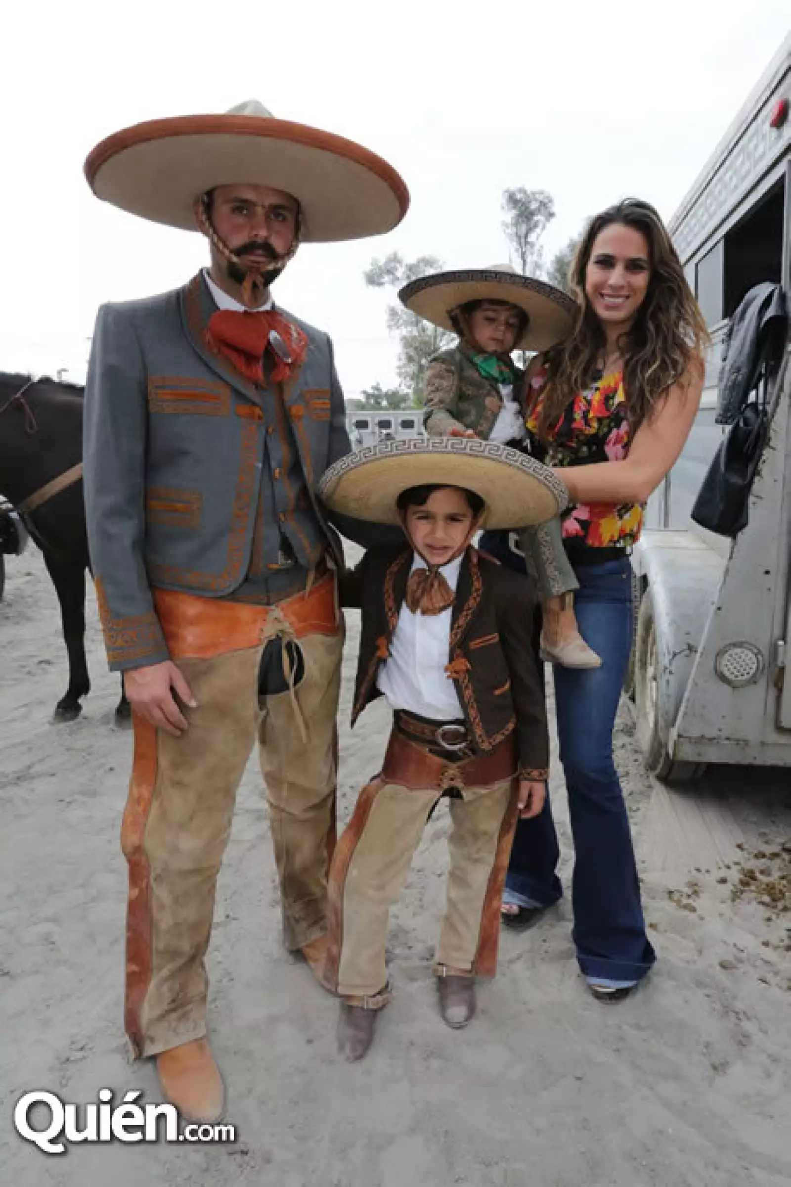 Juan Esquivel,Sebastián Esquivel Abdala,Emiliano Esquivel Abdala,Ana Norma Abdala