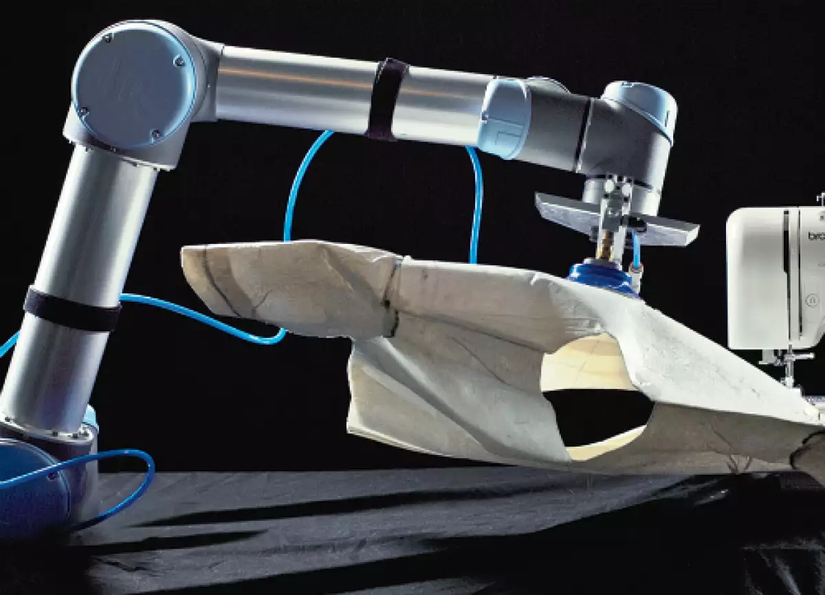 robot sastre textil