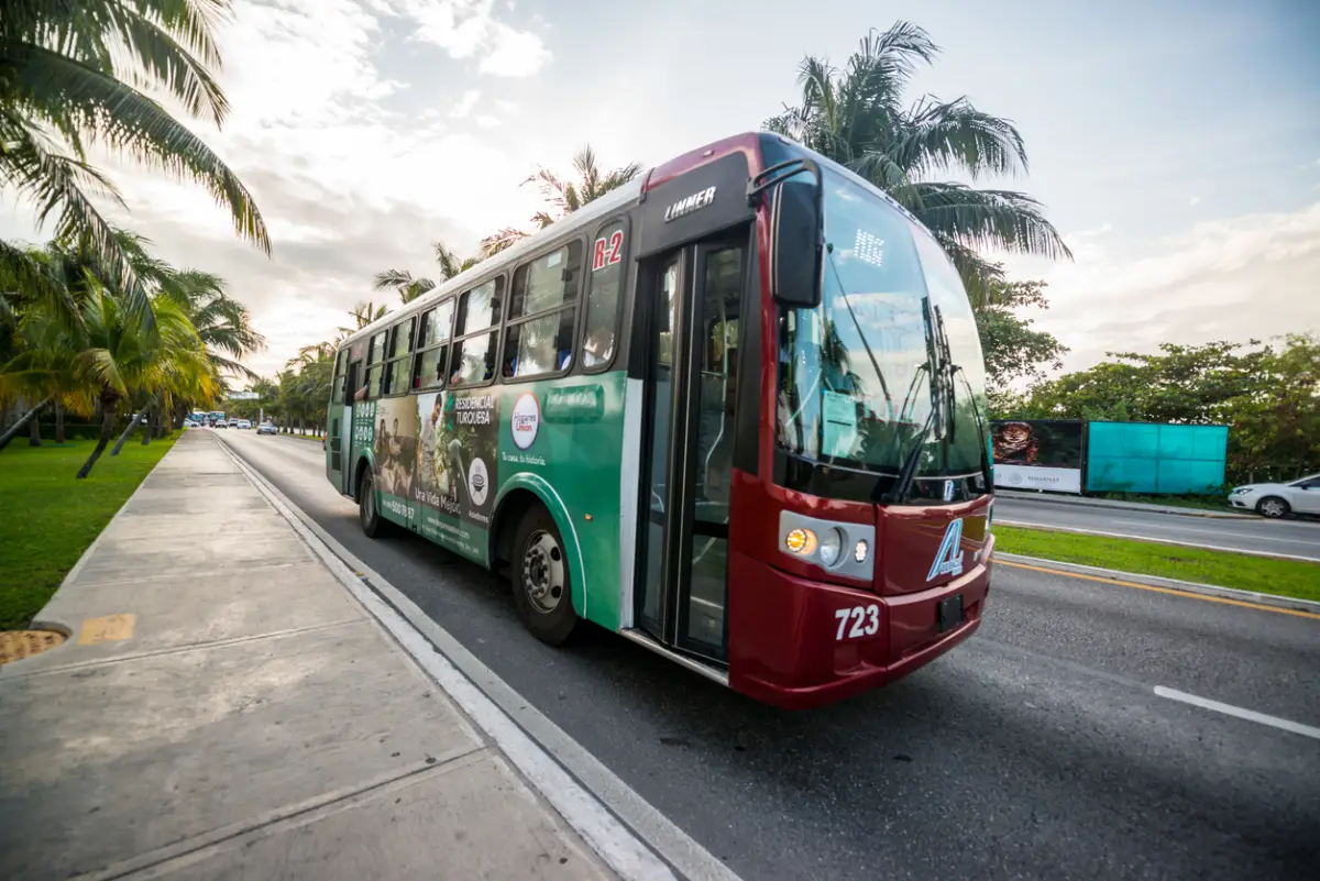 Bus on Boulevard Kukulcan in Cancun, Mexico