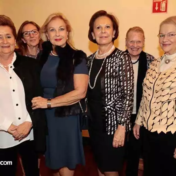 Rocío Keller,Gabriela Ortiz Monasterio,Guadalupe Ramos Cárdenas,Mónica Legorreta,Elizabeth Hinke y Tere Dierix