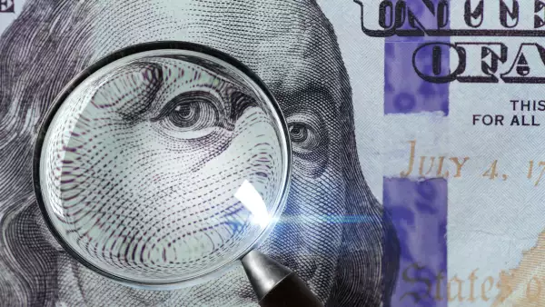 EU investiga ayuda de Credit Suisse y UBS a oligarcas rusos
