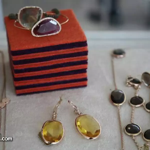 Venta de joyas por Patricia Fronza