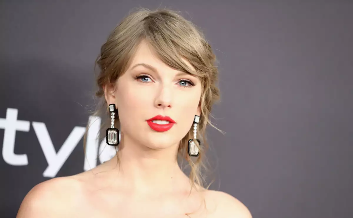 InStyle And Warner Bros. Golden Globes After Party 2019 - Arrivals