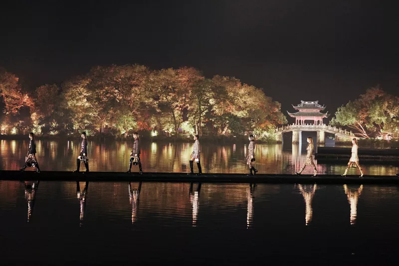 Chanel Métiers d'art 2024/25