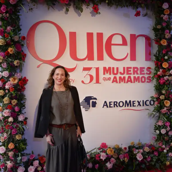 COCKTAIL31MUJERES130.JPG