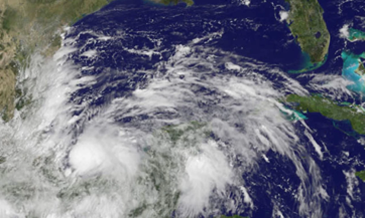 Se prevé que Ingrid toque tierra este lunes en Tamaulipas. (Foto: Reuters)