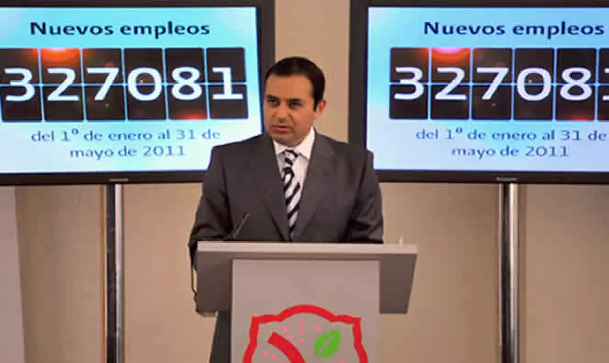 Hacienda dio por primera vez a conocer las cifras de empleo fuera de una dependencia gubernamental. Lo hizo en la fábrica de â€œYogurtlandâ€. (Foto: Especial)