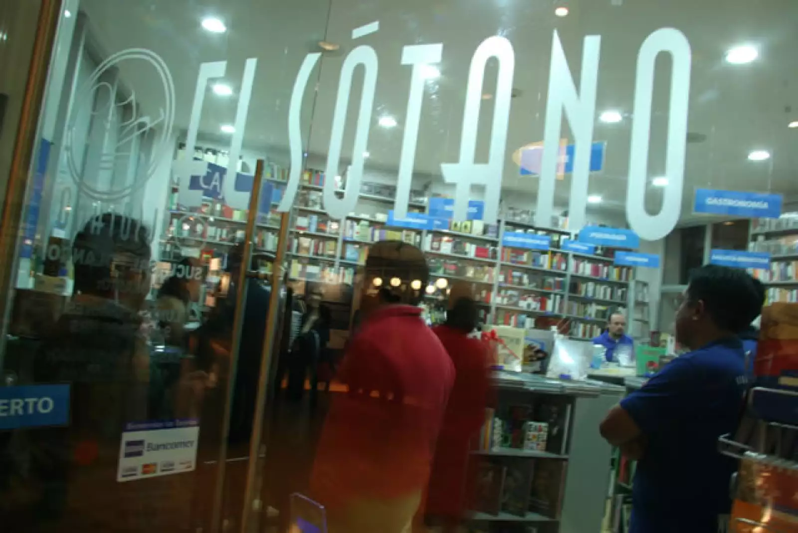 Inauguración Sótano.