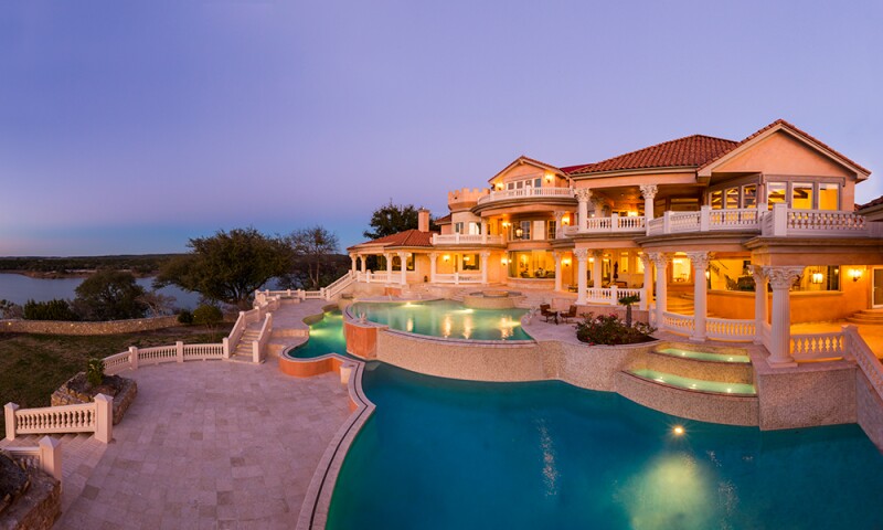 Cliff Point Estate