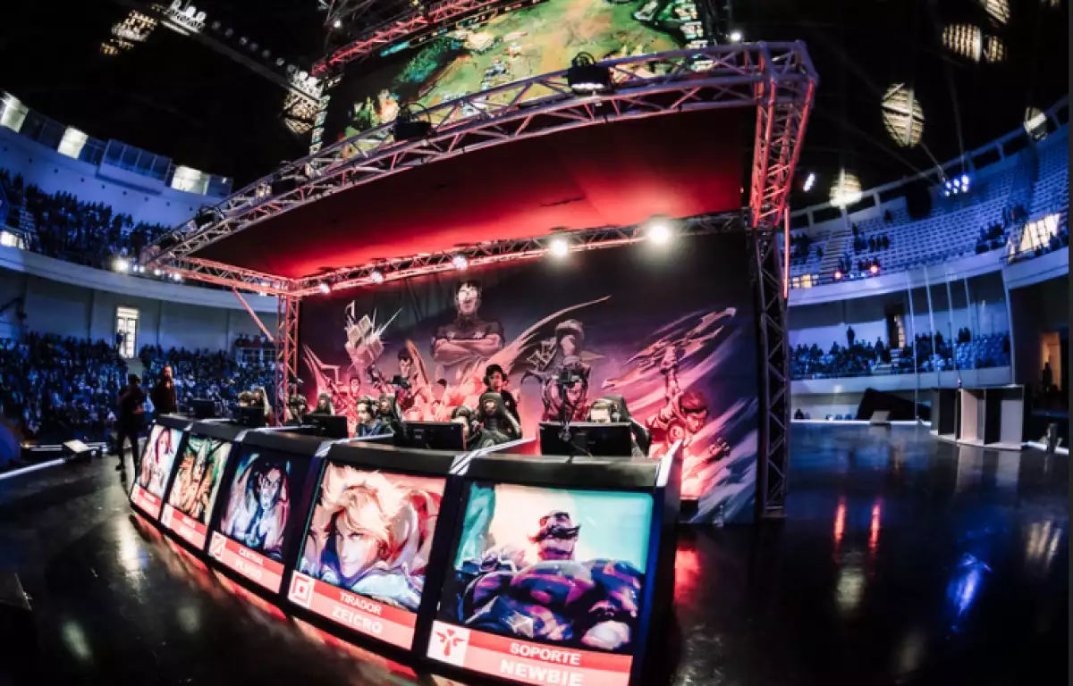 Riot Games, League of Legends