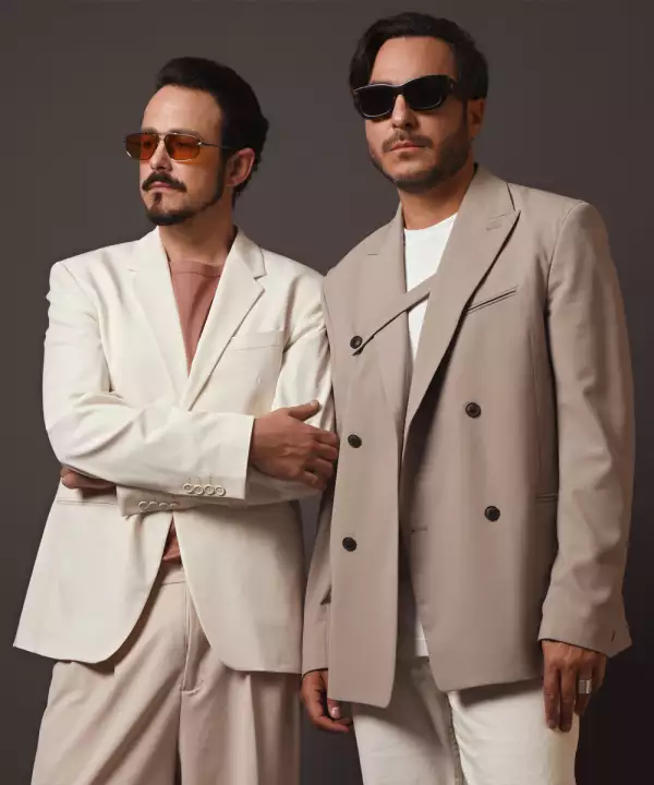 Rodrigo Dávila y Billy Méndez de Motel