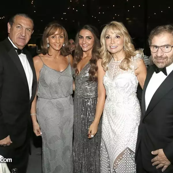 Ramón,Laura y Alexia Neme con Lola Abed y Alberto Abed
